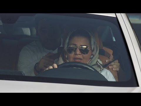 Saudi-Arabien: Ab jetzt dürfen auch Frauen Auto fahren