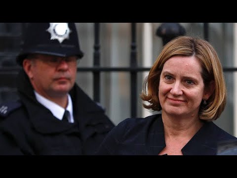 Britische Innenministerin tritt zurück