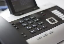 Gesundheitsministerin Warken: Telefonische Krankschreibung bleibt